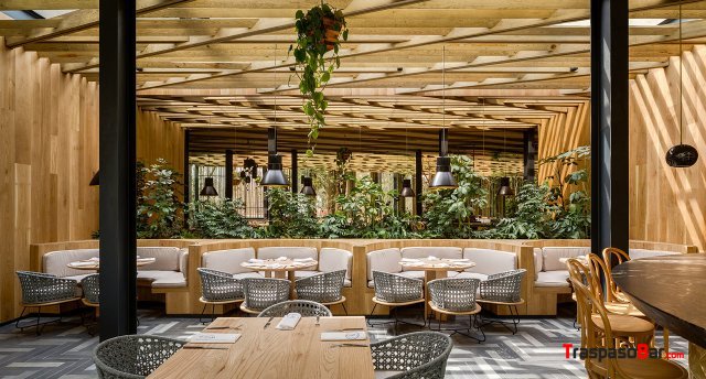 Gran restaurante en expansión