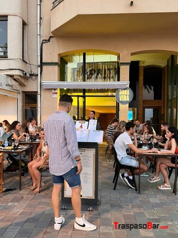 Se trasapasa Restaurante abierto y funcionando