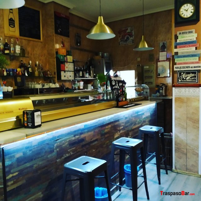 TRASPASO BAR (negociable)