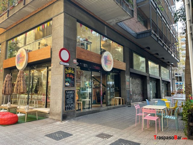 Traspaso cafetería c2 esquinera en Sagrada Familia