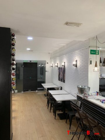 Se traspasa bar en avenida principal de alicante 