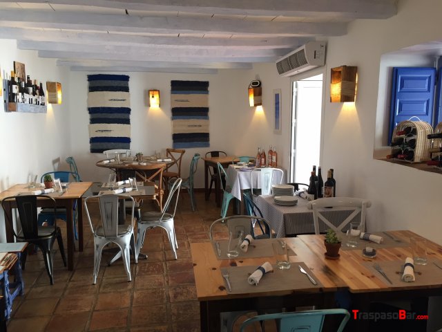 Restaurante en pleno funcionamiento