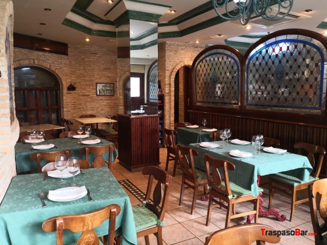 Bar Restaurante con 16 mesas terraza, Fuencarral  