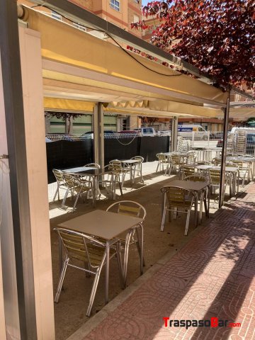 Se traspasa restaurante muy rentable por jubilacio