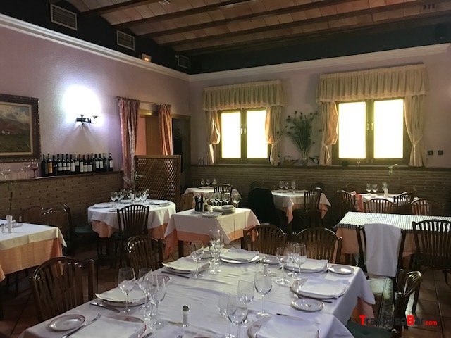 Se traspasa Restaurante en Conde de Orgaz
