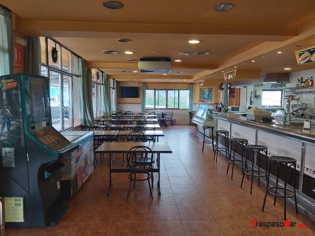 TRASPASO BAR-RESTAURANTE 