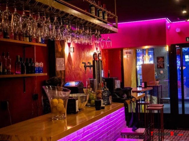 Bar con cocina de 110 m2 zona Centro, Chueca