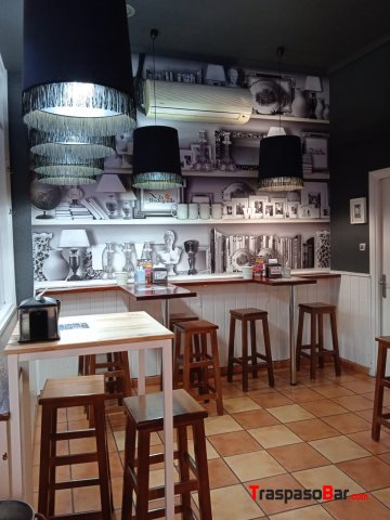 Se traspasa bar 