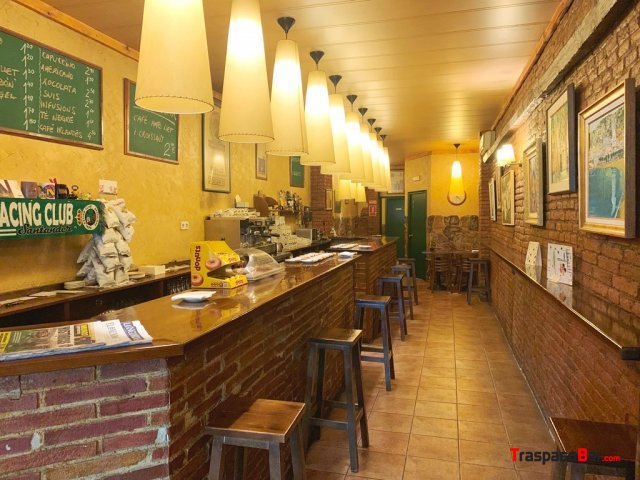 OCASIÓN!!!!. CAFETERÍA EN TRASPASO SAGRADA FAMILIA