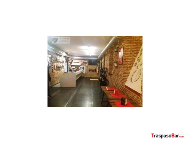 Traspaso Bar Restaurante con Terraza en La Latina