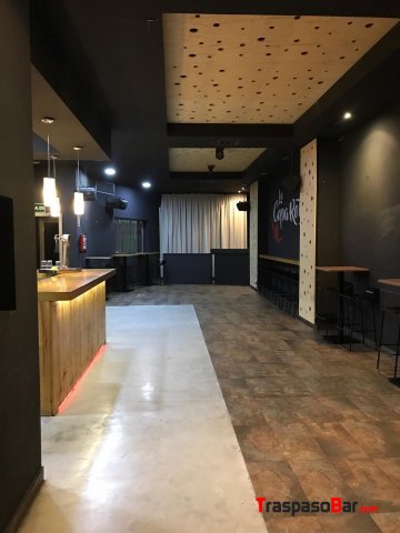 TRASPASO PUB EN FUNCIONAMIENTO ZONA BENIMACLET