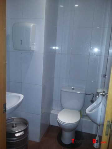 Se traspasa bar Av. Primero de mayo Valencia 