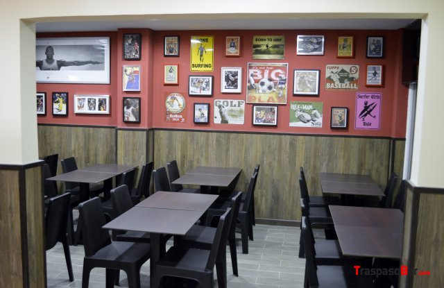 Se alquila o traspasa o vende bar