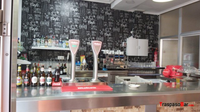 TRASPASO BAR CAFETERÍA EN VALENCIA