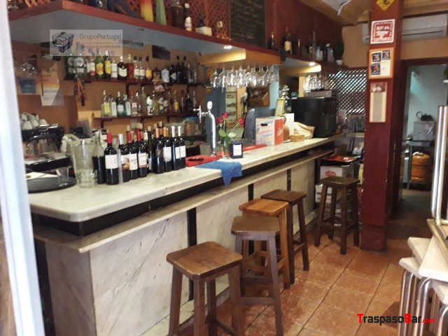 Traspaso Bar con cocina en zona Centro