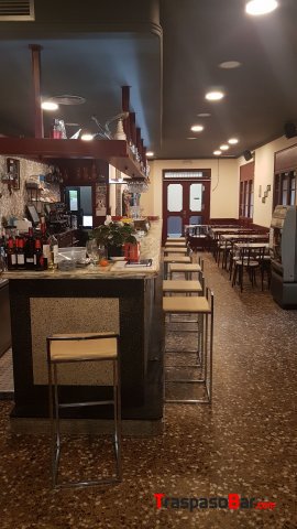 Urge traspasar bar restaurante por enfermedad