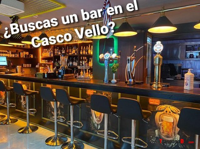 TAPERÍA/RESTAURANTE-- EN EL CASCO VELLO DE VIGO