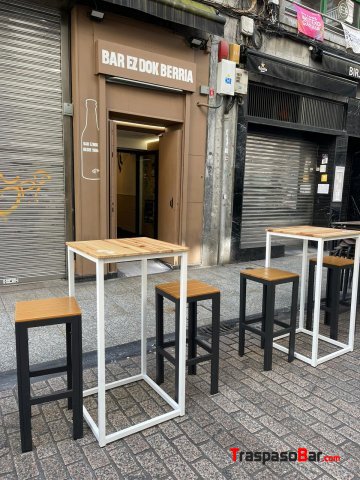 SE TRASPASA BAR CÉNTRICO EN EIBAR