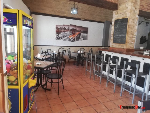 BAR EN FUNCIONAMIENTO-TRASPASO