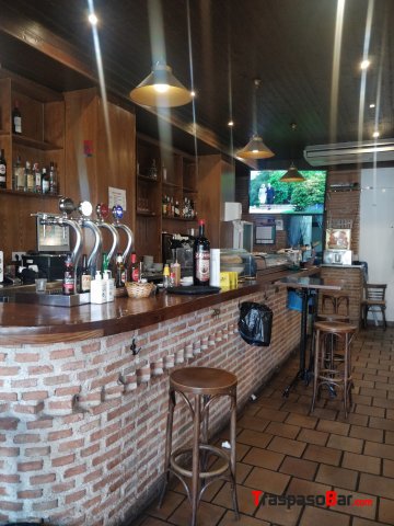 TRASPASO BAR